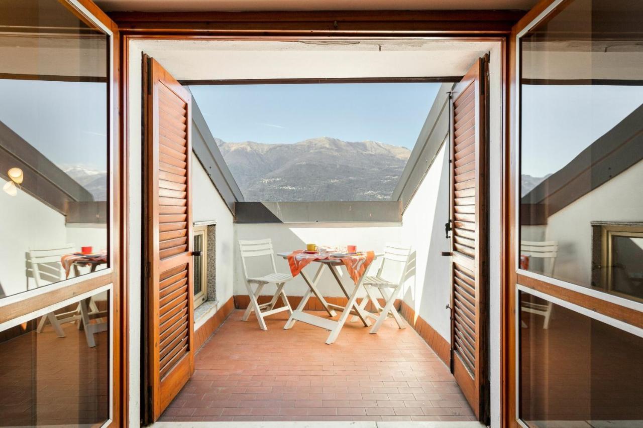 Attic Lake View Беллано Экстерьер фото